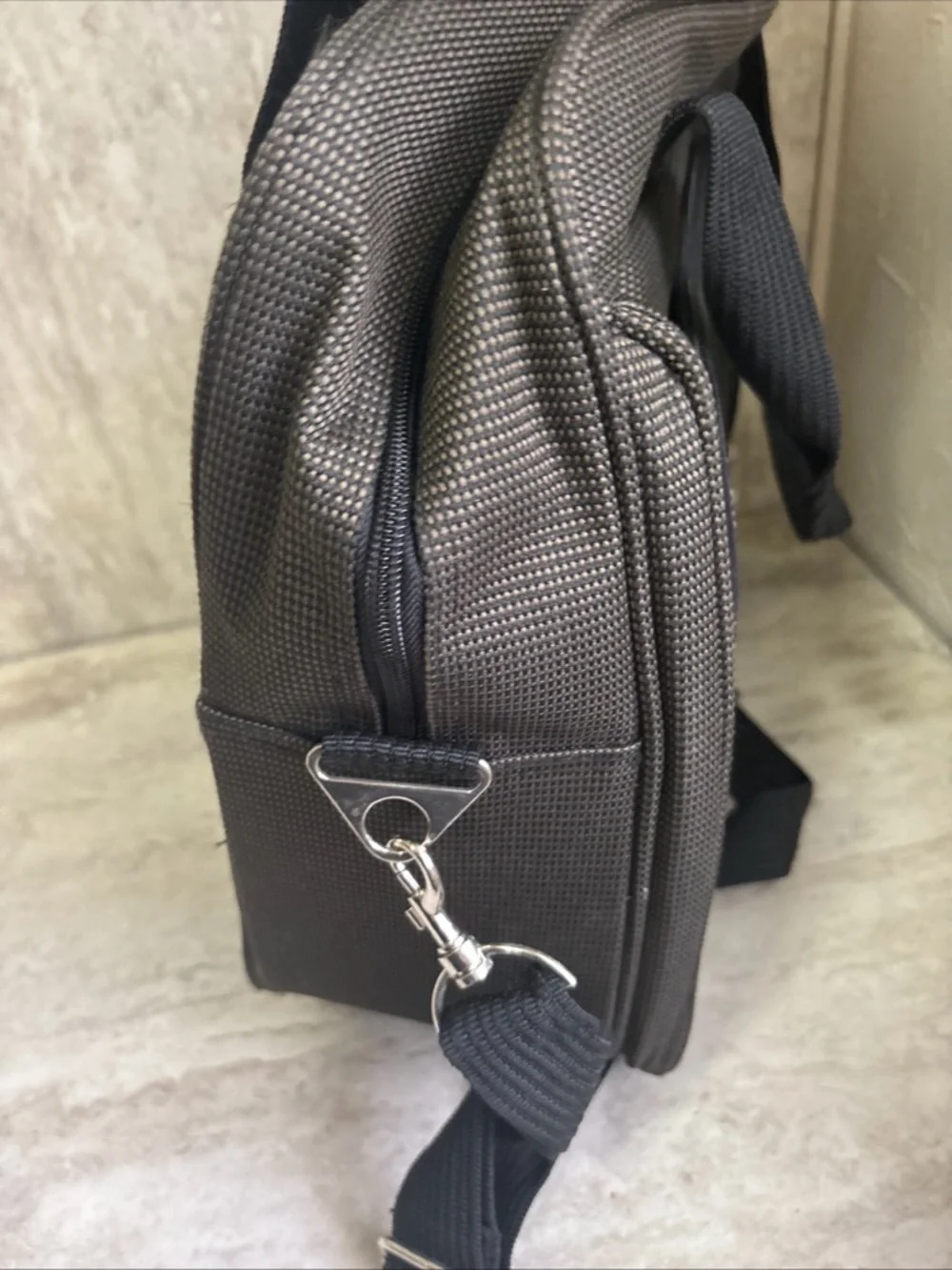 Image Traveler Vintage/ Overnight Carry On Bag/ 15 X 13x 6” Roller Bag- Slot EUC